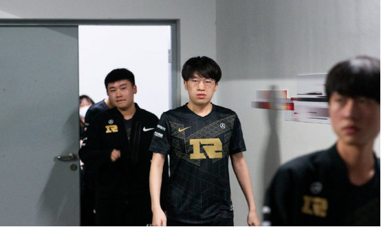 值得注意的 值得注意的