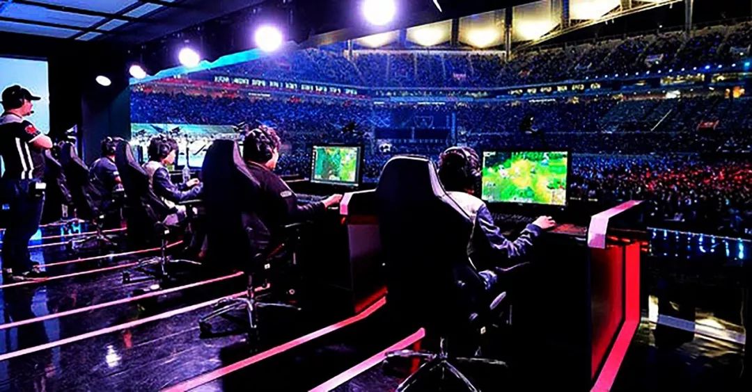 同时也要求 同时也要求