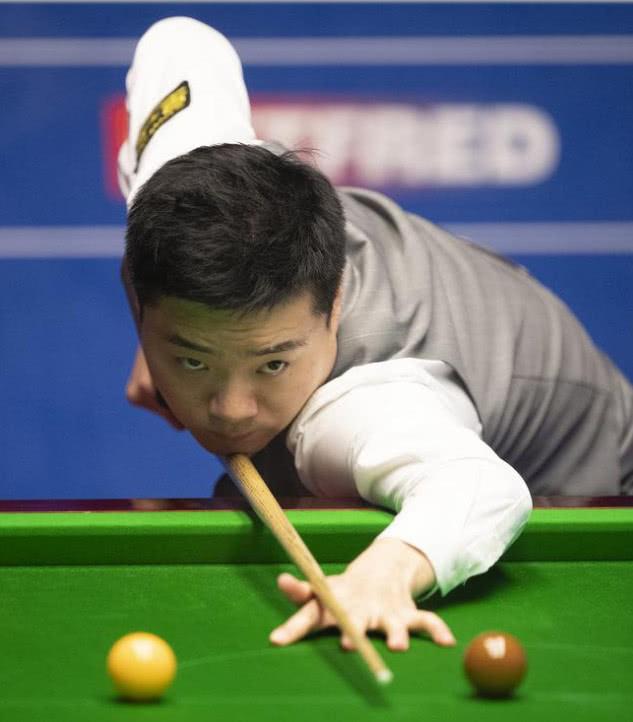 面对外界压 面对外界压